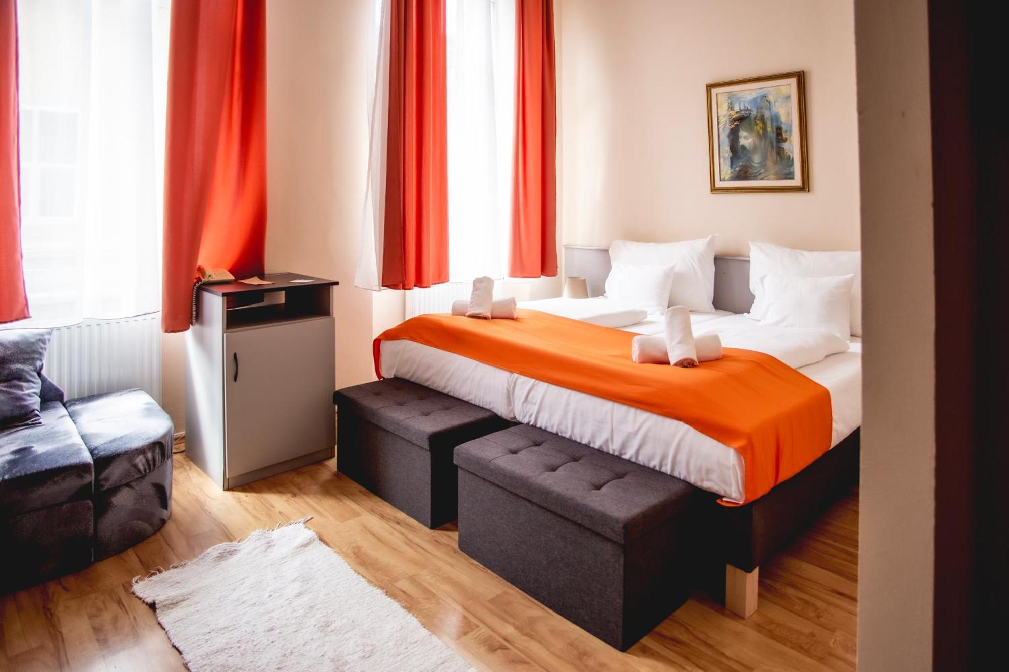 Hotel Kapos Kaposvár Esterno foto