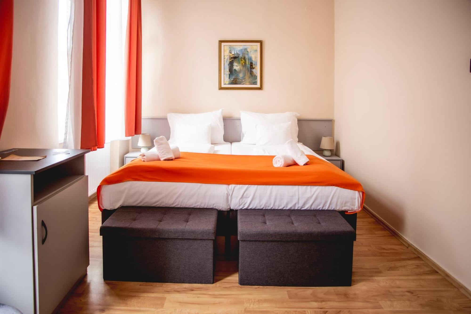 Hotel Kapos Kaposvár Esterno foto
